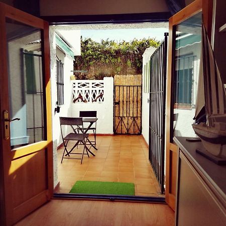 Apartamento La Muralla De 利亚内斯 外观 照片