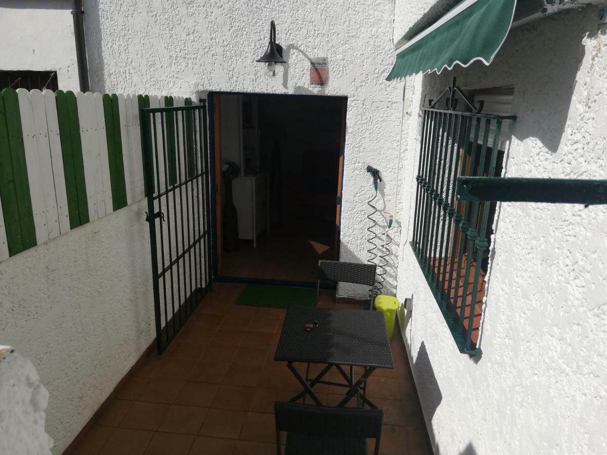 Apartamento La Muralla De 利亚内斯 外观 照片