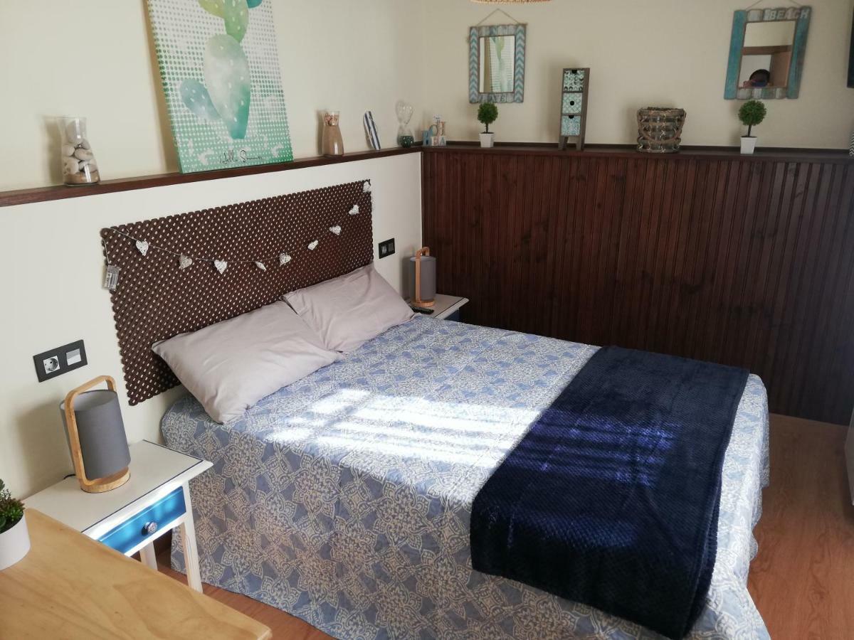 Apartamento La Muralla De 利亚内斯 外观 照片